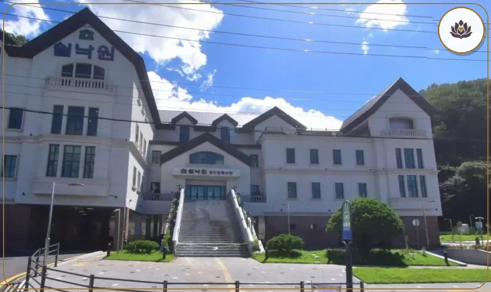 경기 용인시 쉴낙원 경기장례식장 들어가는 길