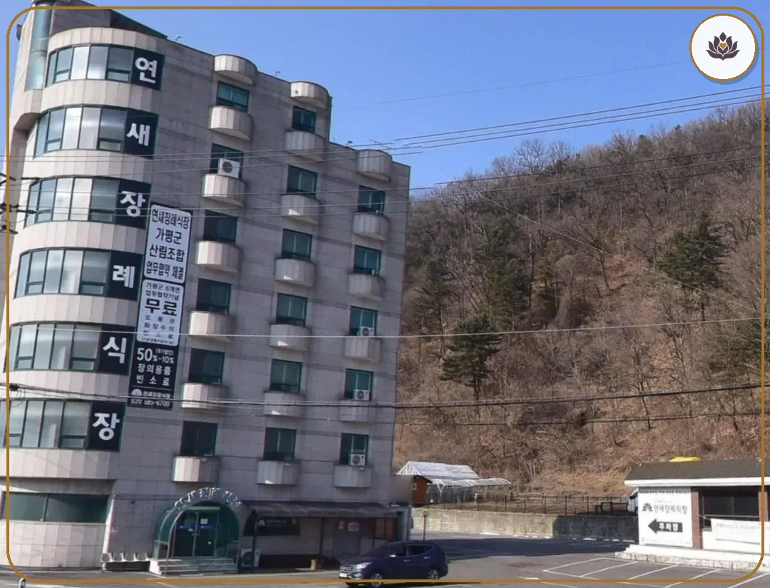 경기 가평군 가평연새장례식장 들어가는 길